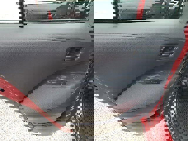 Used 2025 Toyota Corolla LE image 20