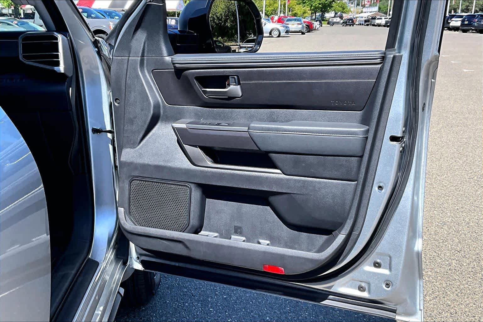 Used 2023 Toyota Tundra SR5 w/ SR5 Convenience Package AWD/4WD image 22