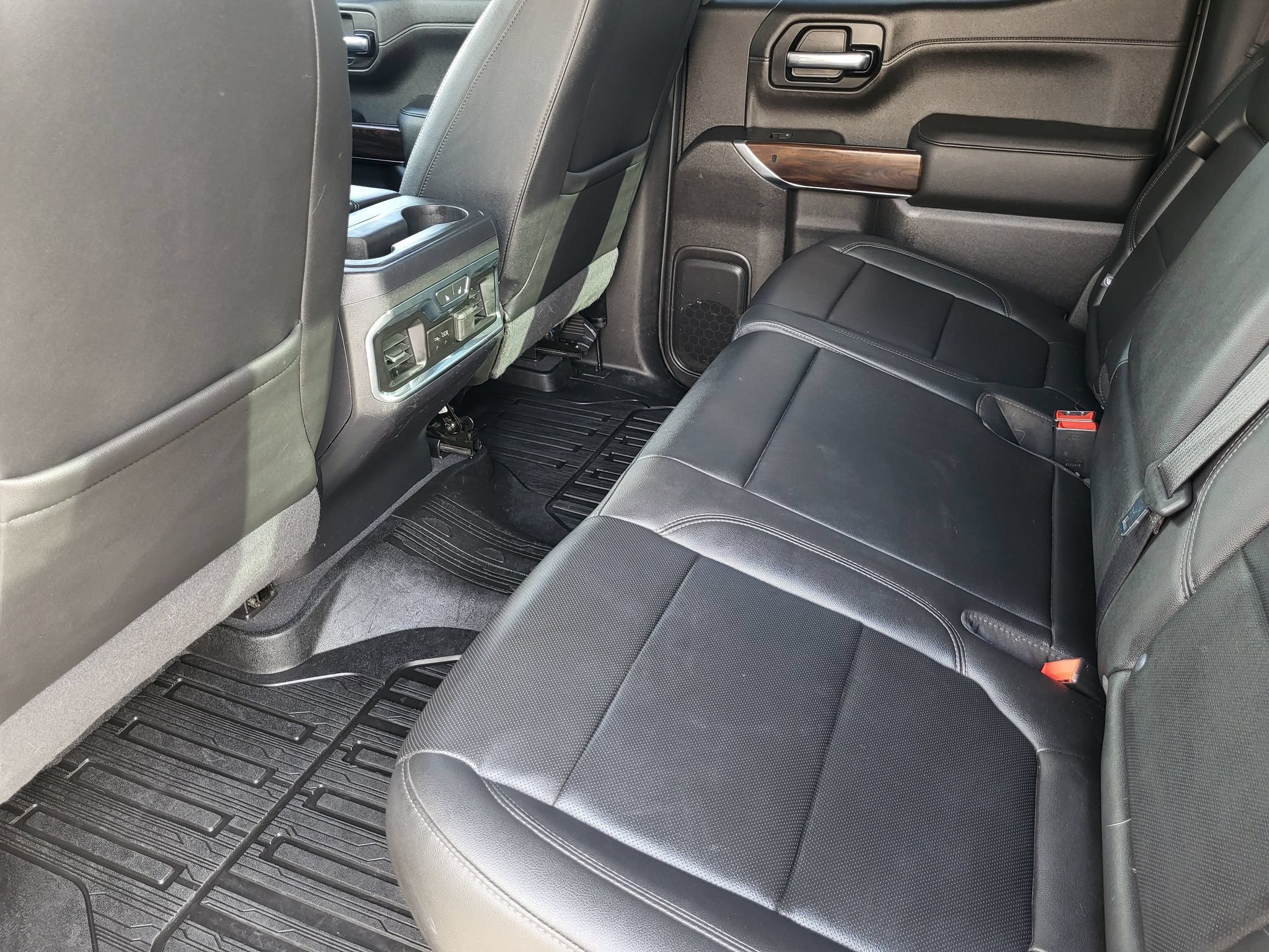 Used 2019 GMC Sierra 1500 SLT w/ SLT Premium Plus Package AWD/4WD image 21