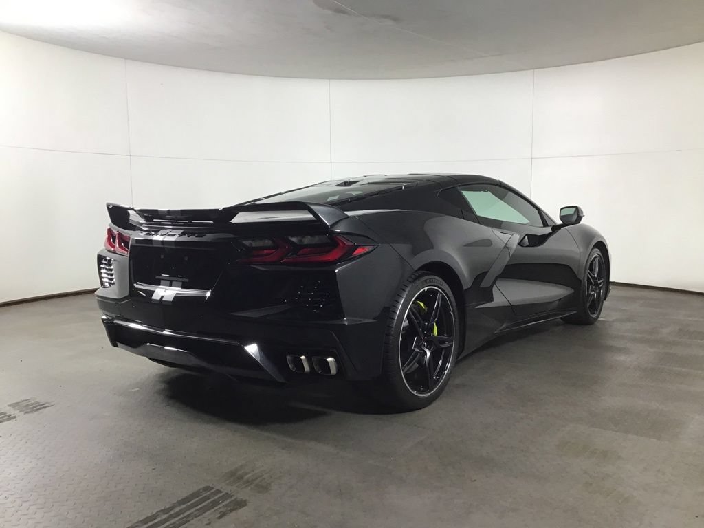 Used 2021 Chevrolet Corvette Stingray Preferred Cpe w/ Z51 Performance Package RWD image 7