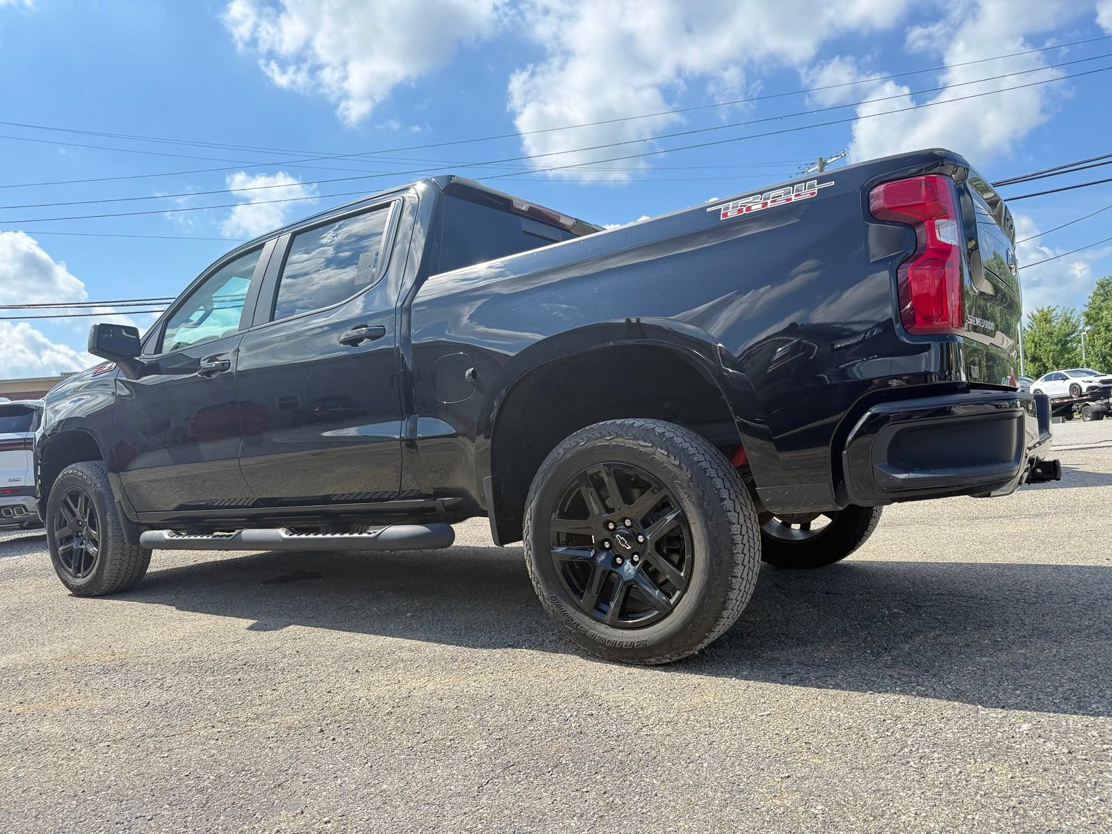 Used 2022 Chevrolet Silverado 1500 LT Trail Boss w/ Convenience Package II AWD/4WD image 5