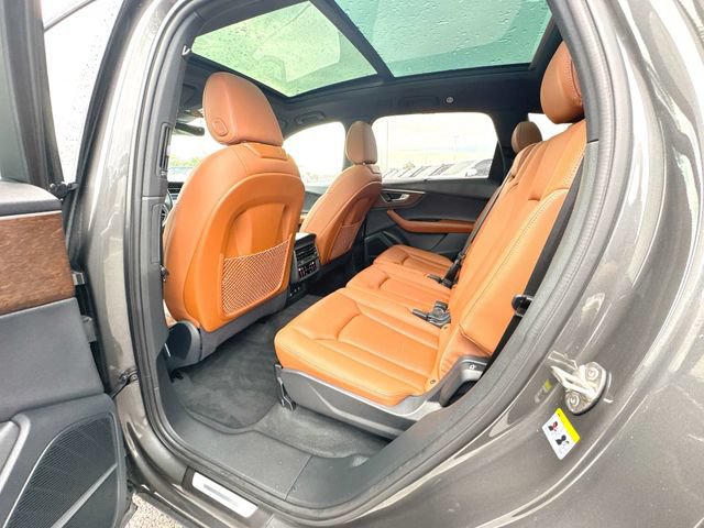 Used 2025 Audi Q7 2.0T Premium Plus w/ Premium Plus Package AWD/4WD image 22