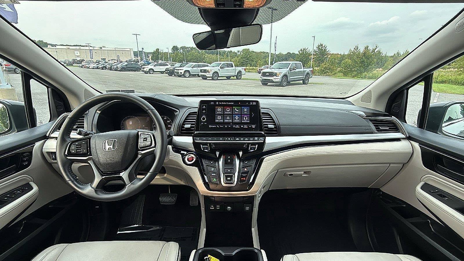 Used 2025 Honda Odyssey Touring image 25