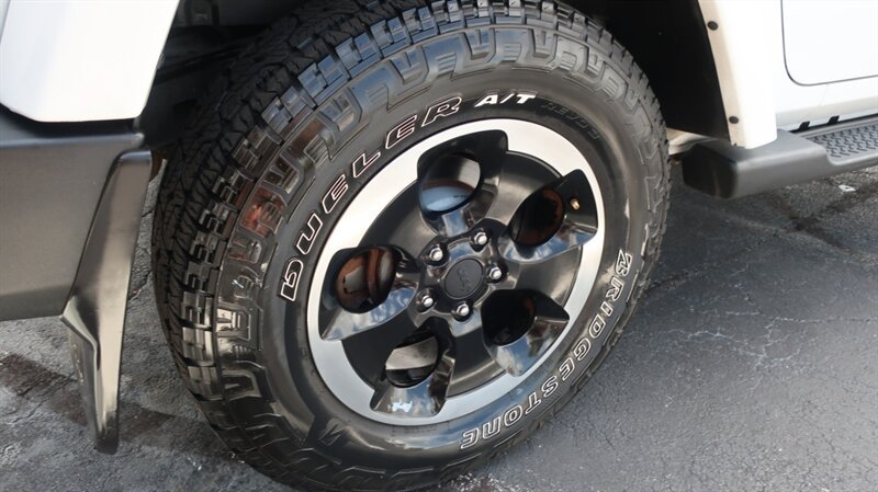 Used 2014 Jeep Wrangler Sahara AWD/4WD image 33