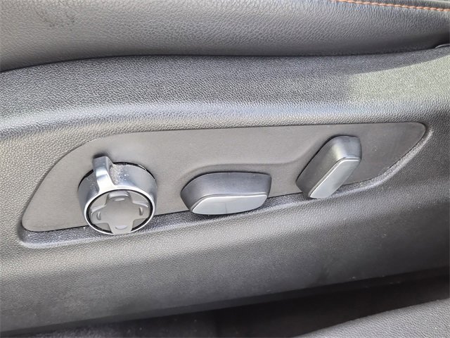 Used 2023 Cadillac XT4 Sport image 18