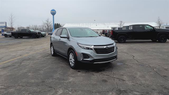 Used 2023 Chevrolet Equinox LT FWD image 3