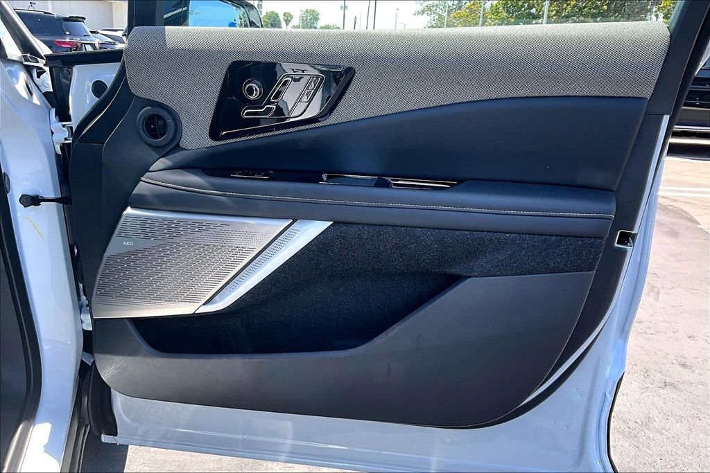New 2026 Cadillac Optiq Luxury 1 RWD image 34