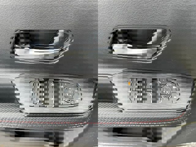 New 2025 Nissan Kicks SR image 12