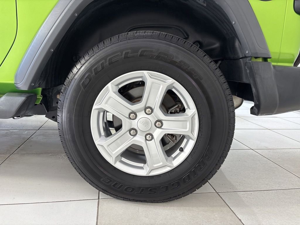 Used 2019 Jeep Wrangler Sport image 9