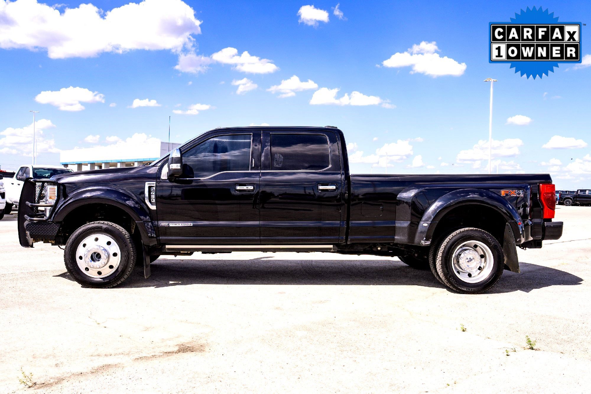 Used 2021 Ford F450 Platinum w/ FX4 Off-Road Package image 10