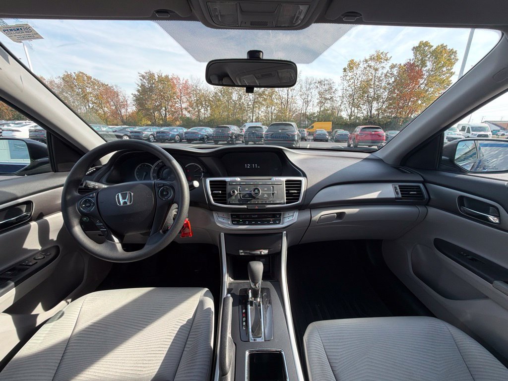 Used 2014 Honda Accord LX image 11
