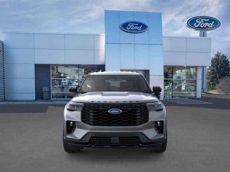 New 2026 Ford Explorer ST-Line w/ ST-Line Street Pack AWD/4WD image 6