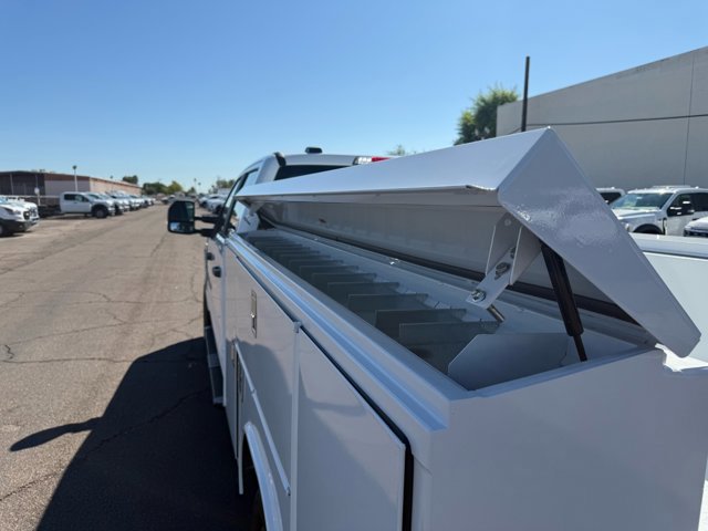 New 2026 Ford F250 XL w/ XL Chrome Package image 16