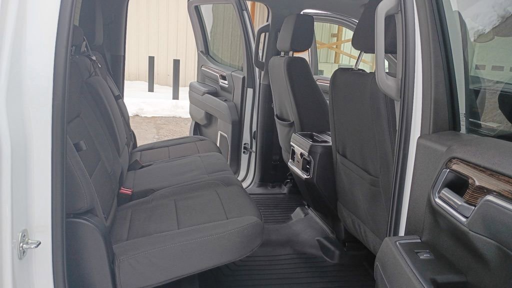 Used 2025 GMC Sierra 1500 Elevation image 14