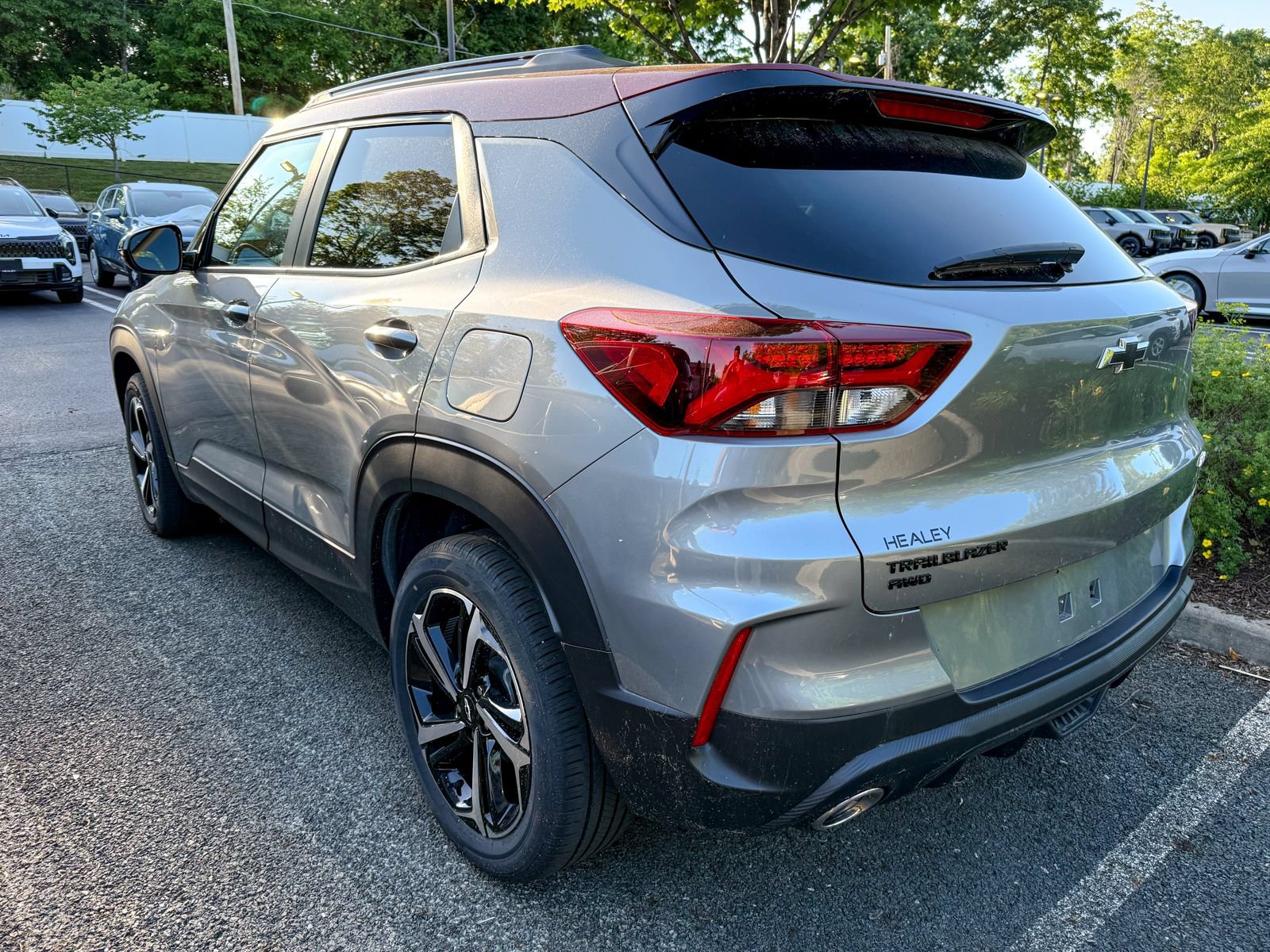 Used 2023 Chevrolet TrailBlazer RS w/ Sun and Liftgate Package AWD/4WD image 4