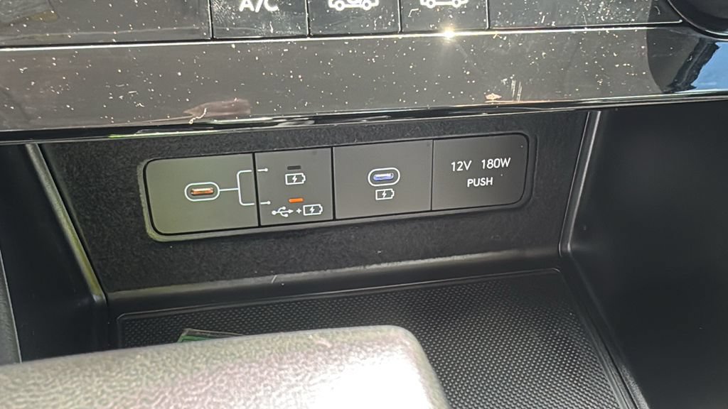 Used 2025 Hyundai Sonata SE FWD image 20