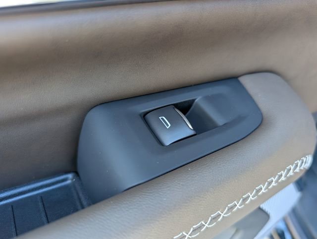 New 2026 GMC Yukon XL Denali Ultimate AWD/4WD image 11