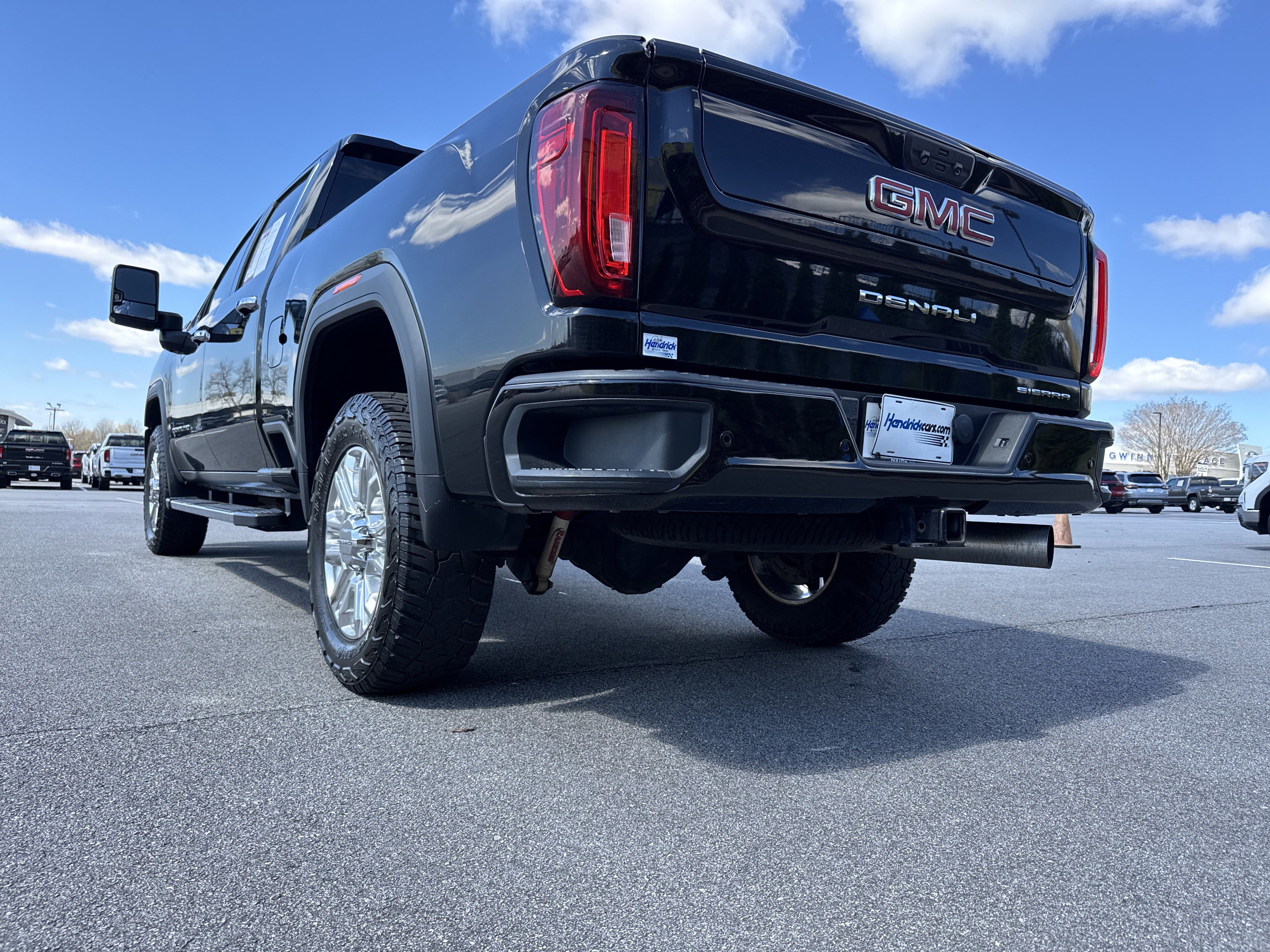 Used 2023 GMC Sierra 2500 Denali image 8