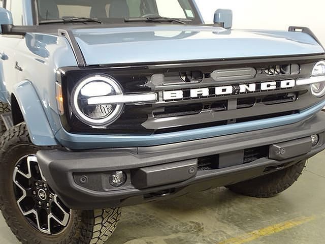 Used 2022 Ford Bronco Outer Banks image 42