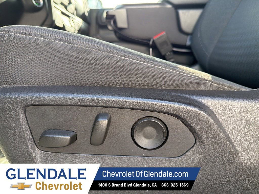Used 2024 Chevrolet Silverado 1500 Custom image 16