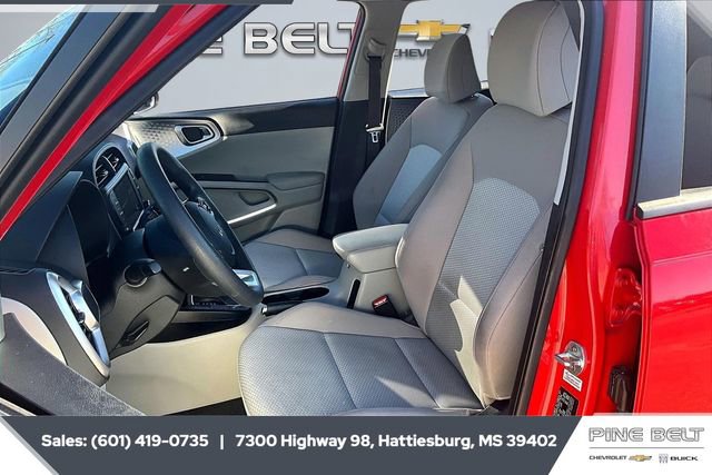 Used 2022 Kia Soul LX image 18