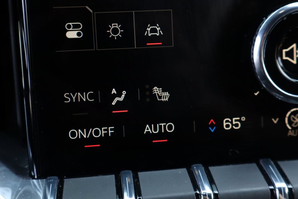 Used 2025 GMC Acadia Elevation FWD image 24