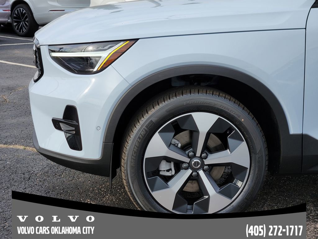 New 2026 Volvo XC40 B5 Plus w/ Protection Package Premier image 6