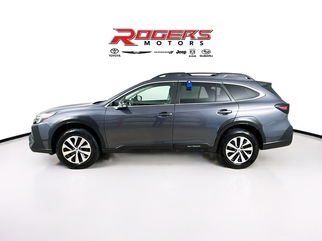 Certified 2023 Subaru Outback Premium image 4