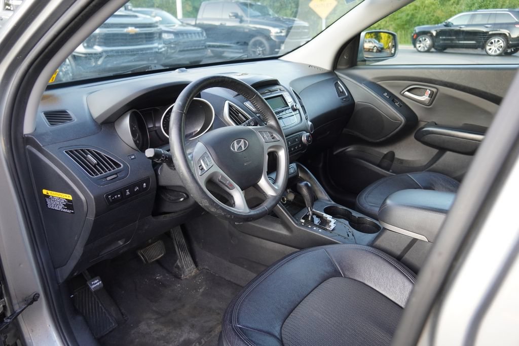 Used 2013 Hyundai Tucson GLS AWD/4WD image 3
