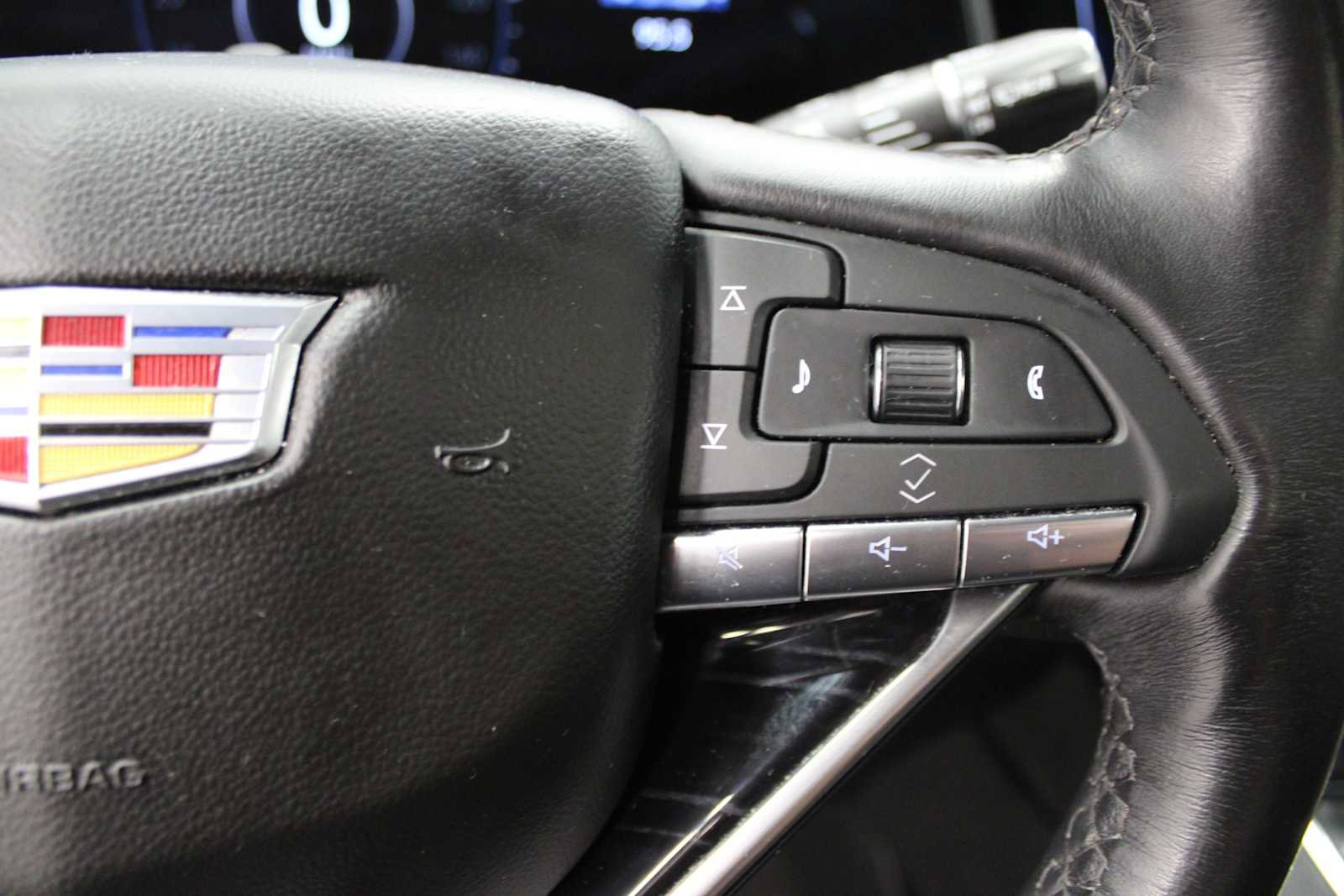 Certified 2024 Cadillac Escalade Sport w/ LPO, ONYX Package image 31