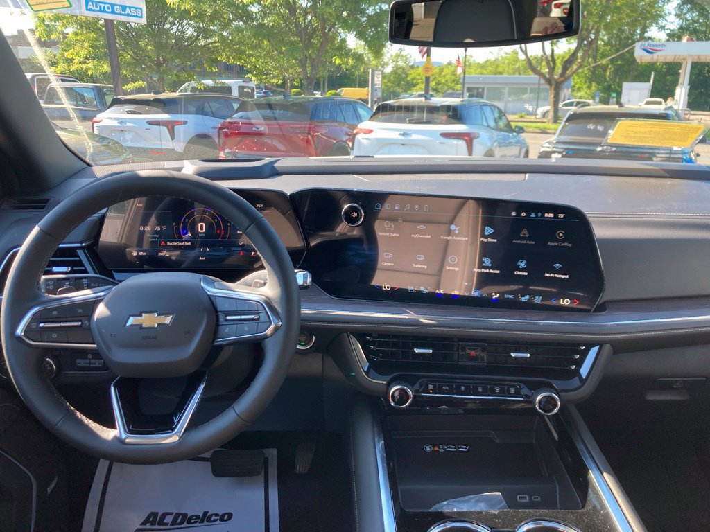 New 2026 Chevrolet Tahoe Premier w/ Sun And Tow Package AWD/4WD image 6