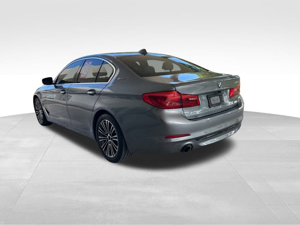 Used 2018 BMW 530e xDrive image 4