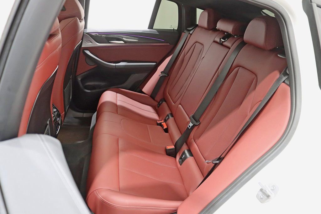 Used 2024 BMW X4 M40i w/ Premium Package image 29