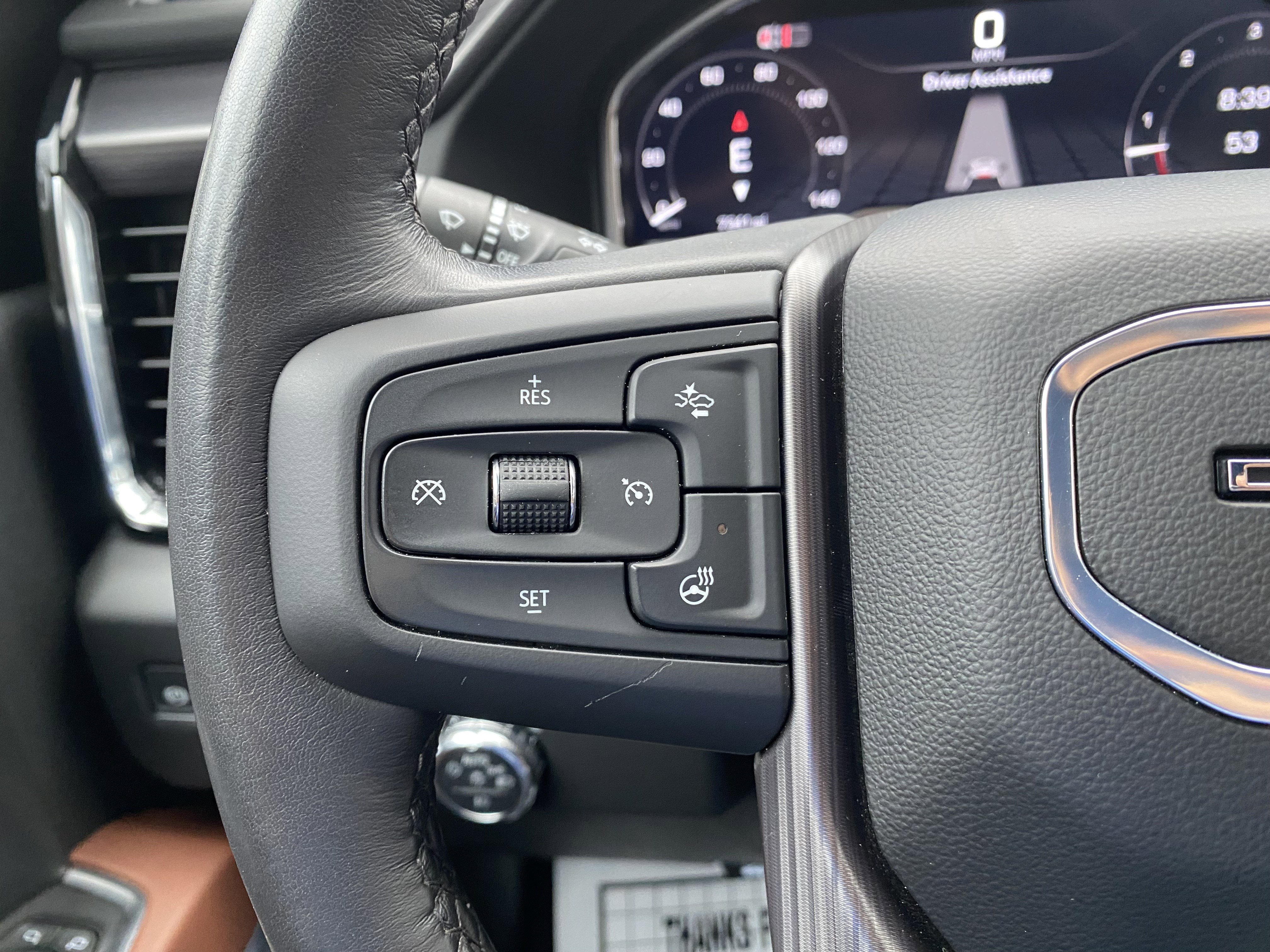 Used 2025 GMC Sierra 2500 Denali Ultimate w/ Snow Plow Prep/Camper Package image 21