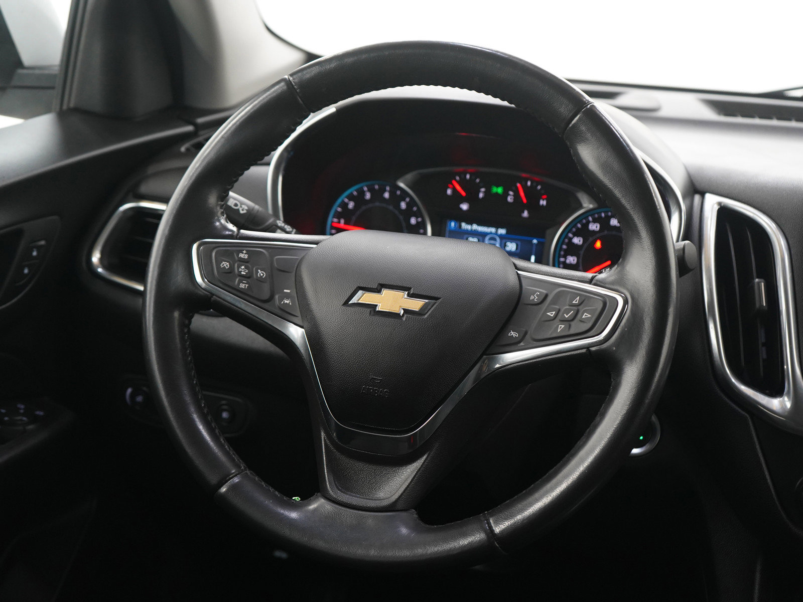 Used 2020 Chevrolet Equinox LT image 14