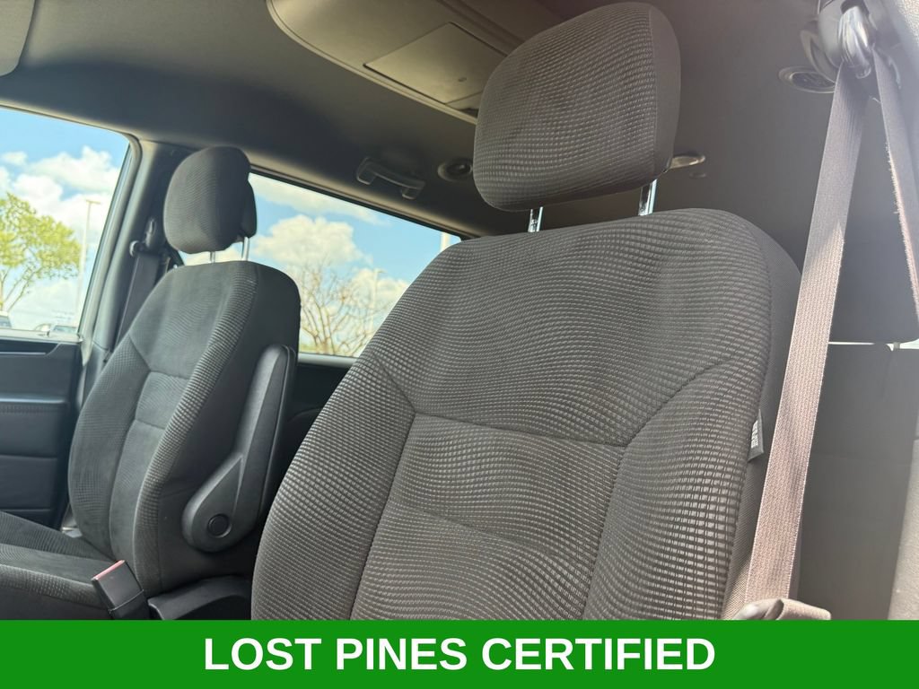 Used 2020 Dodge Grand Caravan SE FWD image 12