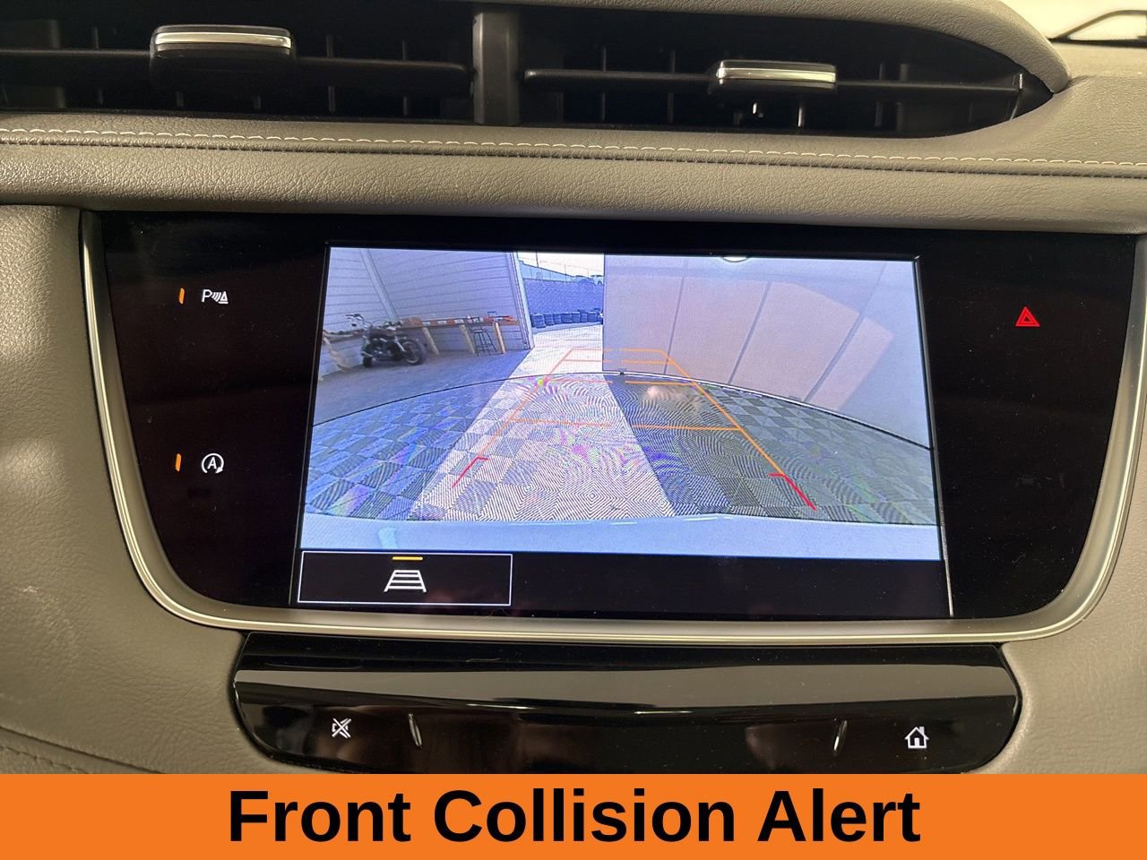 Used 2023 Cadillac XT5 Premium Luxury w/ LPO, Floor Liner Package AWD/4WD image 16