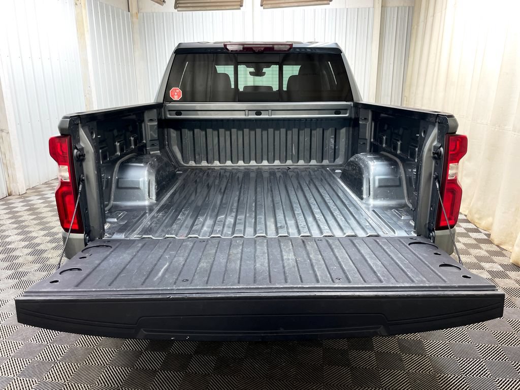 Certified 2021 Chevrolet Silverado 1500 LTZ w/ Technology Package AWD/4WD image 47
