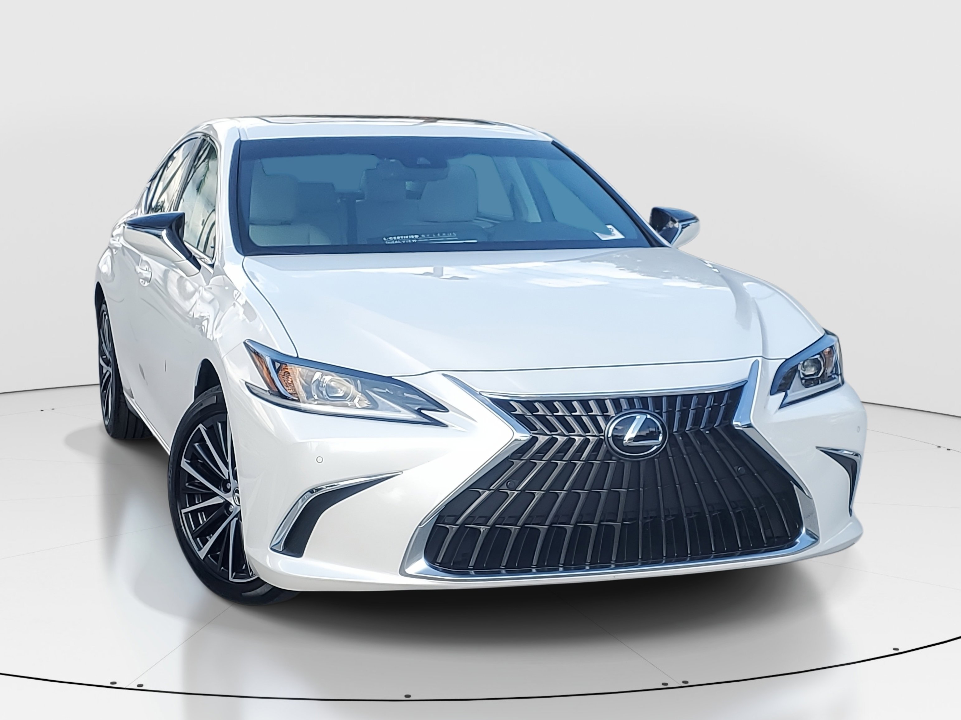 Certified 2025 Lexus ES 350 w/ Premium Package image 2