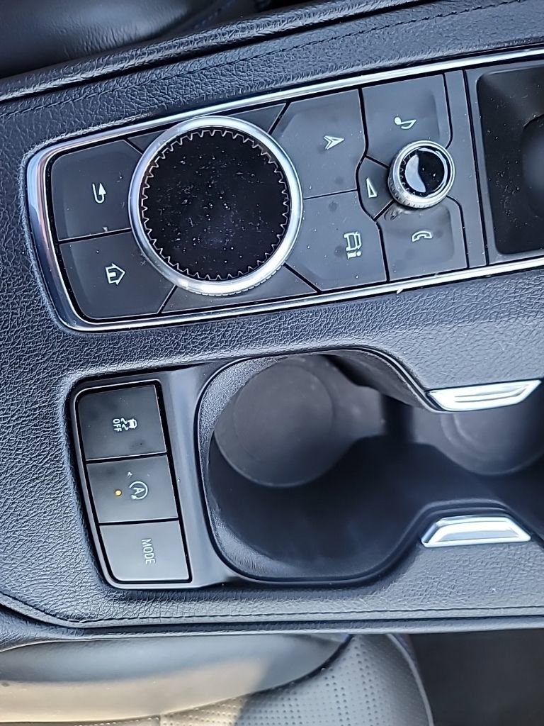 Certified 2024 Cadillac XT4 Sport image 17