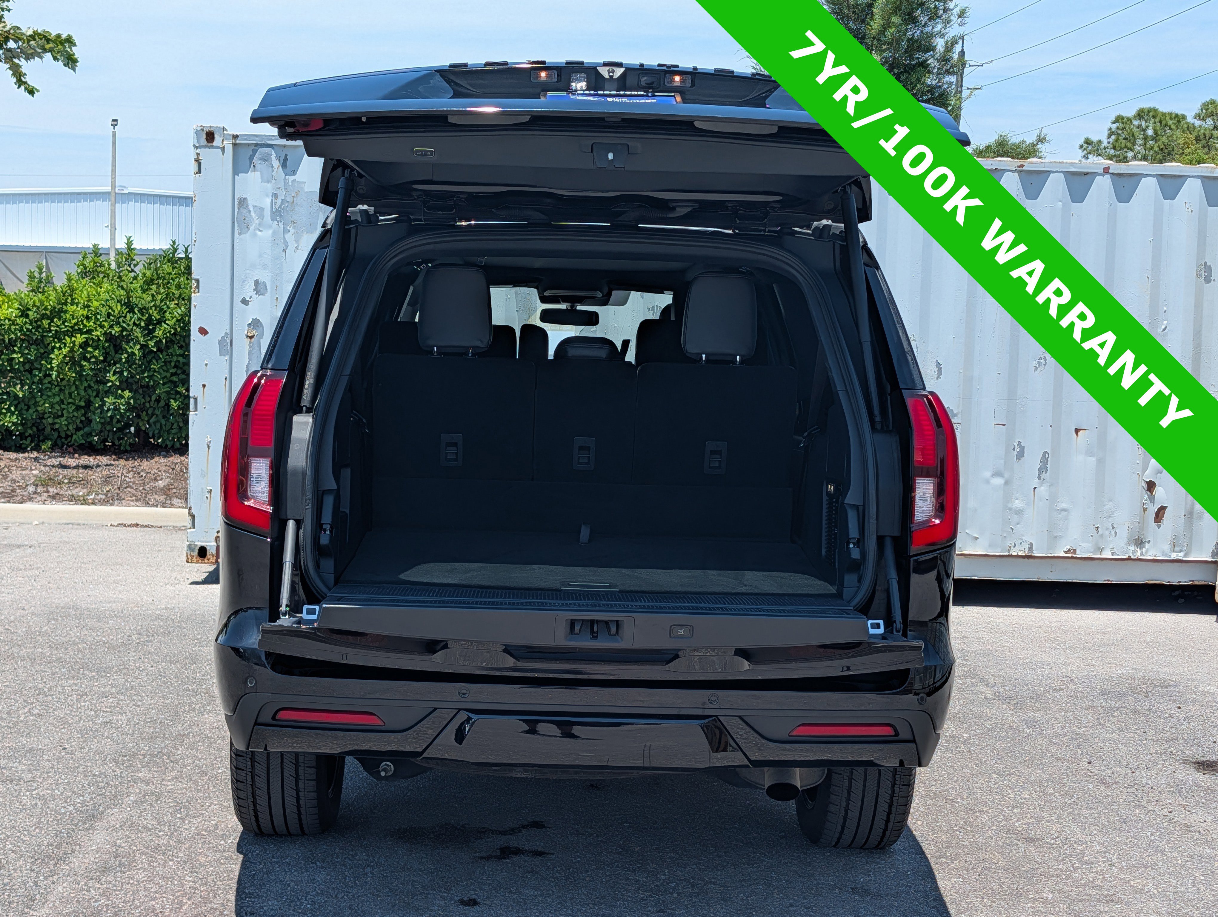 Used 2025 Ford Expedition Max Platinum w/ Stealth Appearance Package AWD/4WD image 15