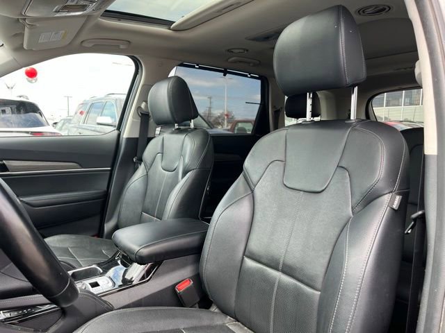 Certified 2022 Kia Telluride SX w/ Nightfall Edition Package AWD/4WD image 19