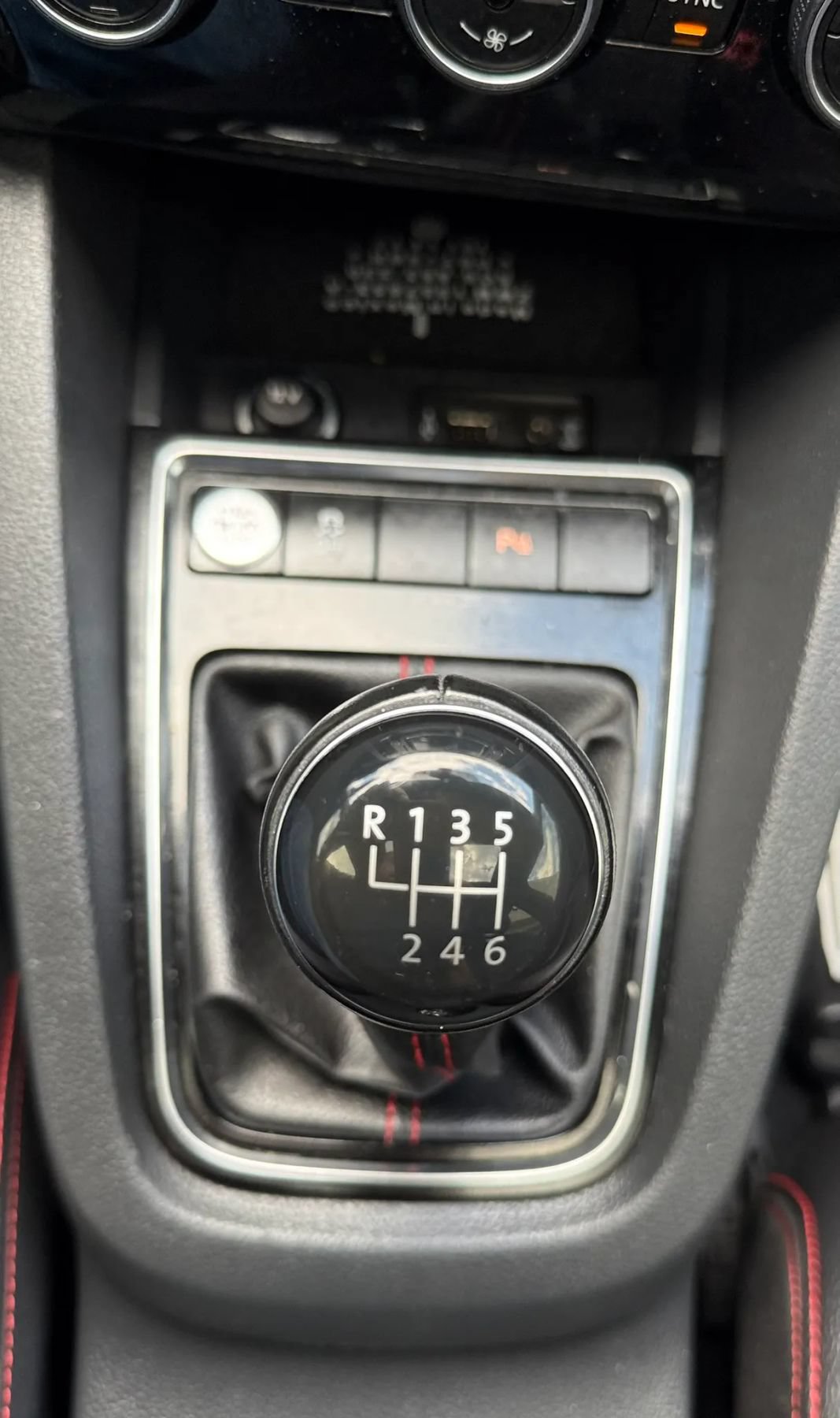 Used 2017 Volkswagen Jetta GLI FWD image 20