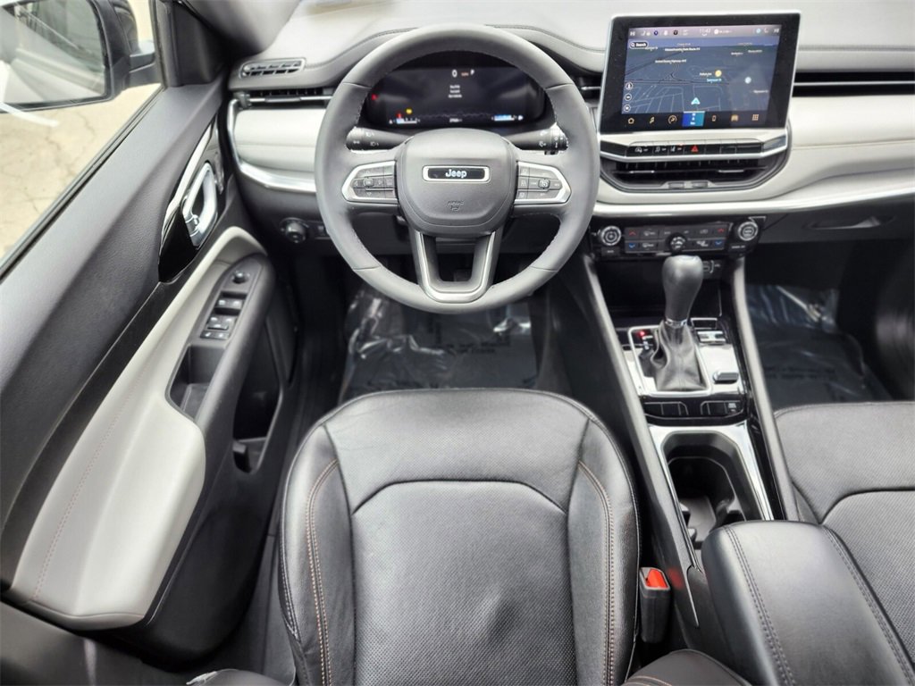 Used 2023 Jeep Compass Limited w/ Elite Group image 11