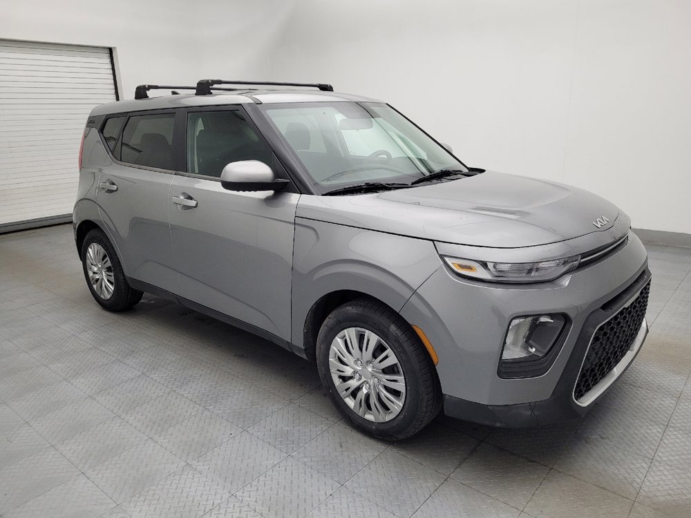 Used 2022 Kia Soul LX image 11