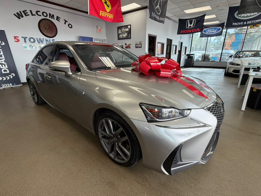 Used 2018 Lexus IS 300 F Sport w/ F Sport Package RWD image 19