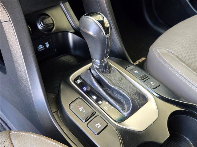 Used 2018 Hyundai Santa Fe Limited FWD image 19