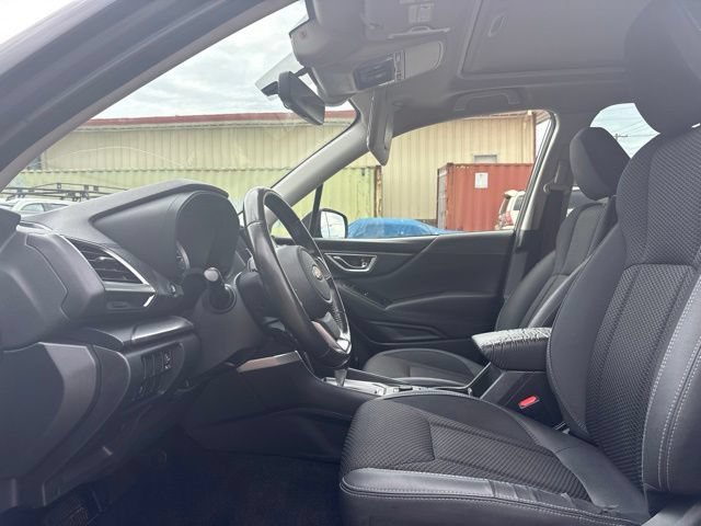 Used 2020 Subaru Forester Premium AWD/4WD image 12