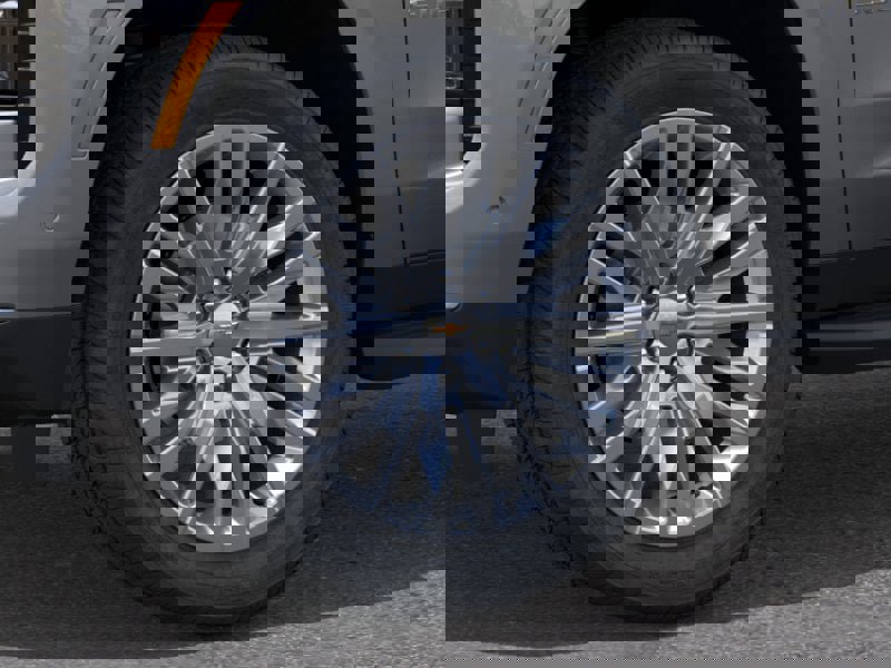 New 2026 Chevrolet Suburban Premier w/ Sun And Tow Package image 9