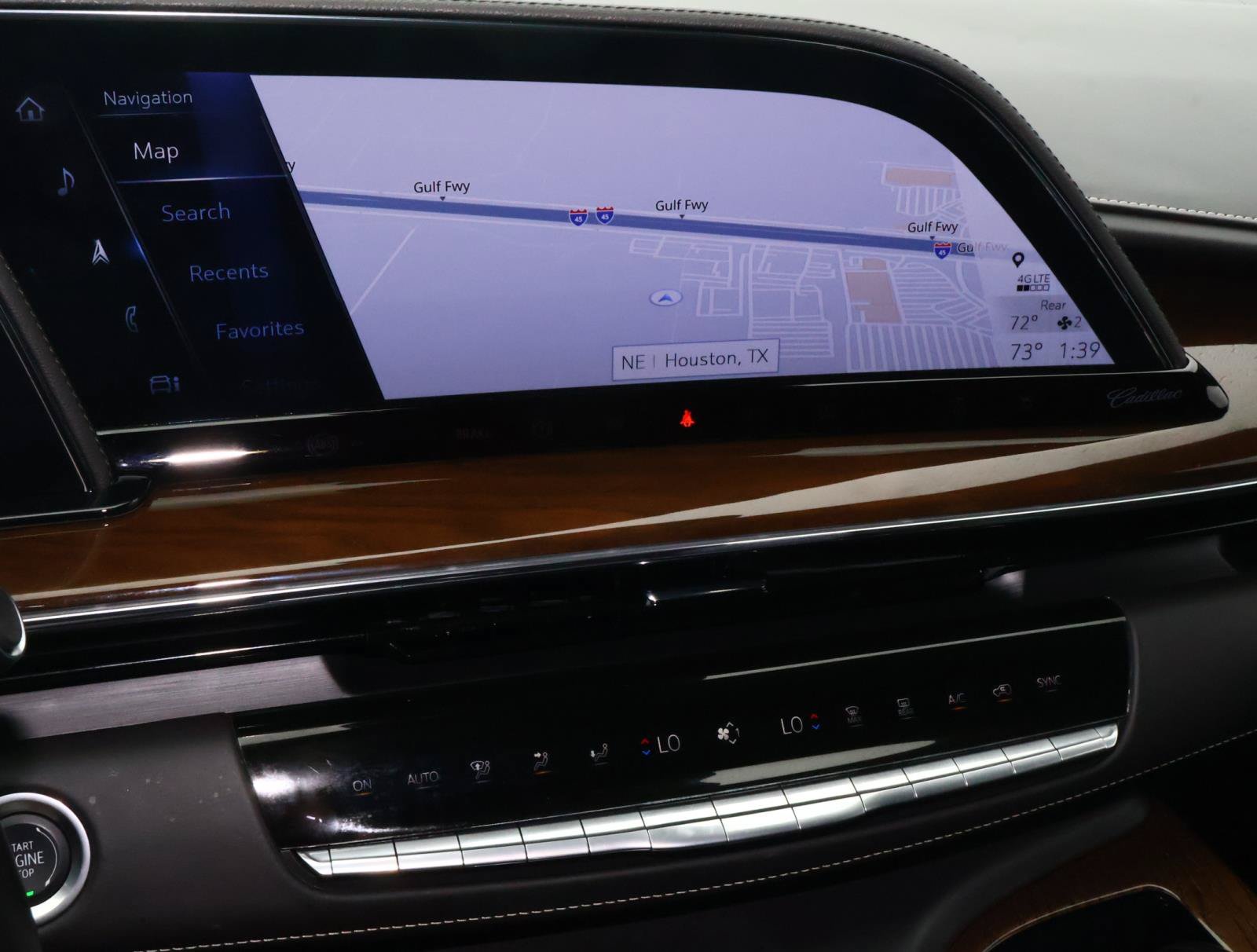 Certified 2024 Cadillac Escalade ESV Premium Luxury Platinum AWD/4WD image 32